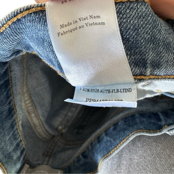 New! Everlane‎ The High Rise Flare Jean - Light Indigo Wash - Picture 6 of 6